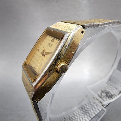 Seiko Watch Women 19mm Champagne Dial Gold Tone Rectangle 8y215000 New Battery2