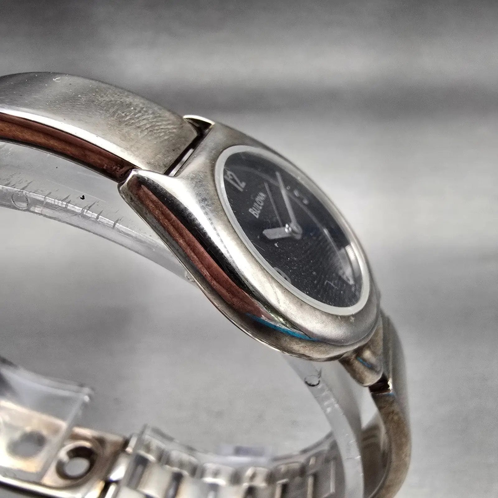 Bulova Watch Women 25mm Black Dial Silver Tone Round Bangle 96L18 New Battery F3