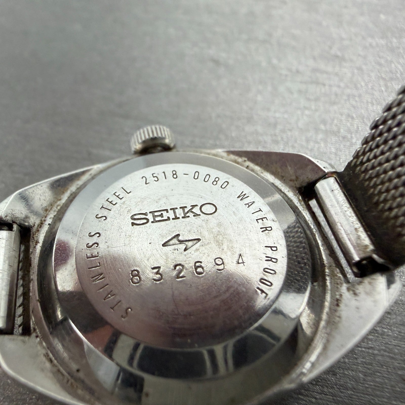 Seiko Chorus Special Watch Women 23mm Silver Dial Silver Tone Date 2518-0080 Run9
