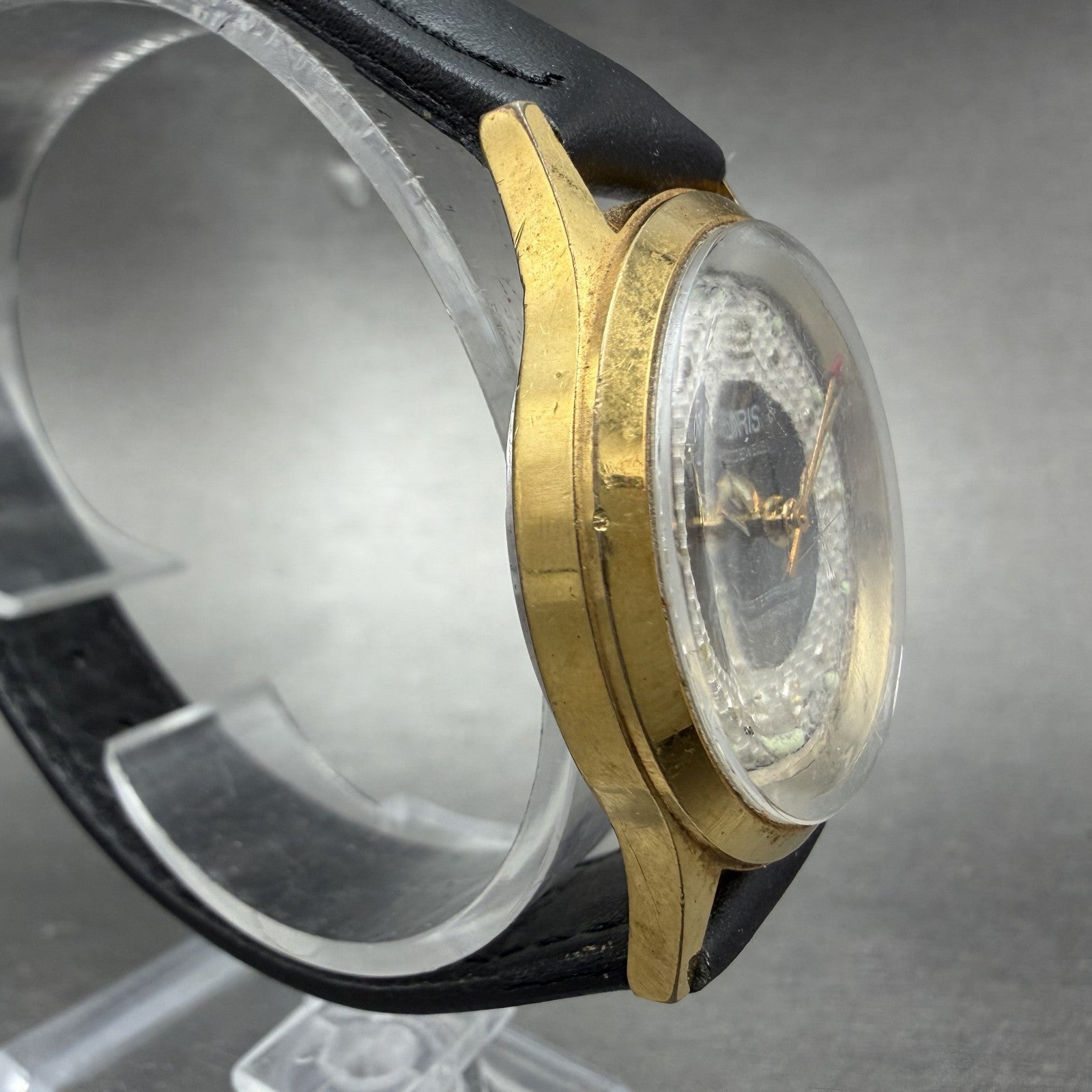 Oris Watch Women 30mm White Dial Gold Tone Round Manual Wind Runs Vintage3