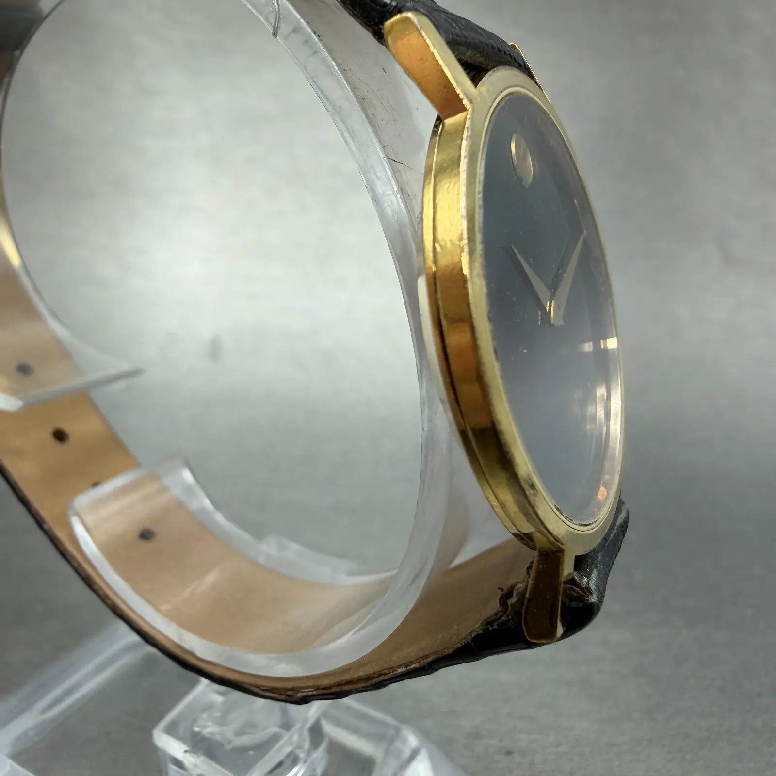 Movado Museum Watch Men 31mm Black Dial Gold Tone Round 87-45-882 New Battery N64