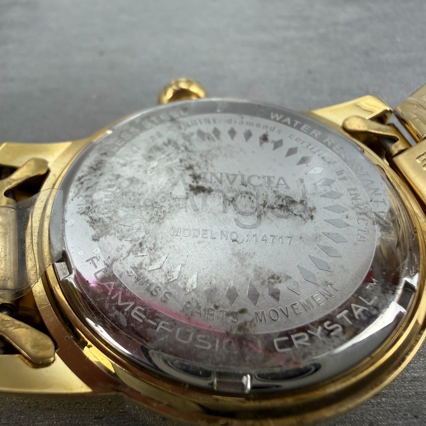 Invicta Watch Women 38mm White Dial Gold Tone Round 14717 New Battery9