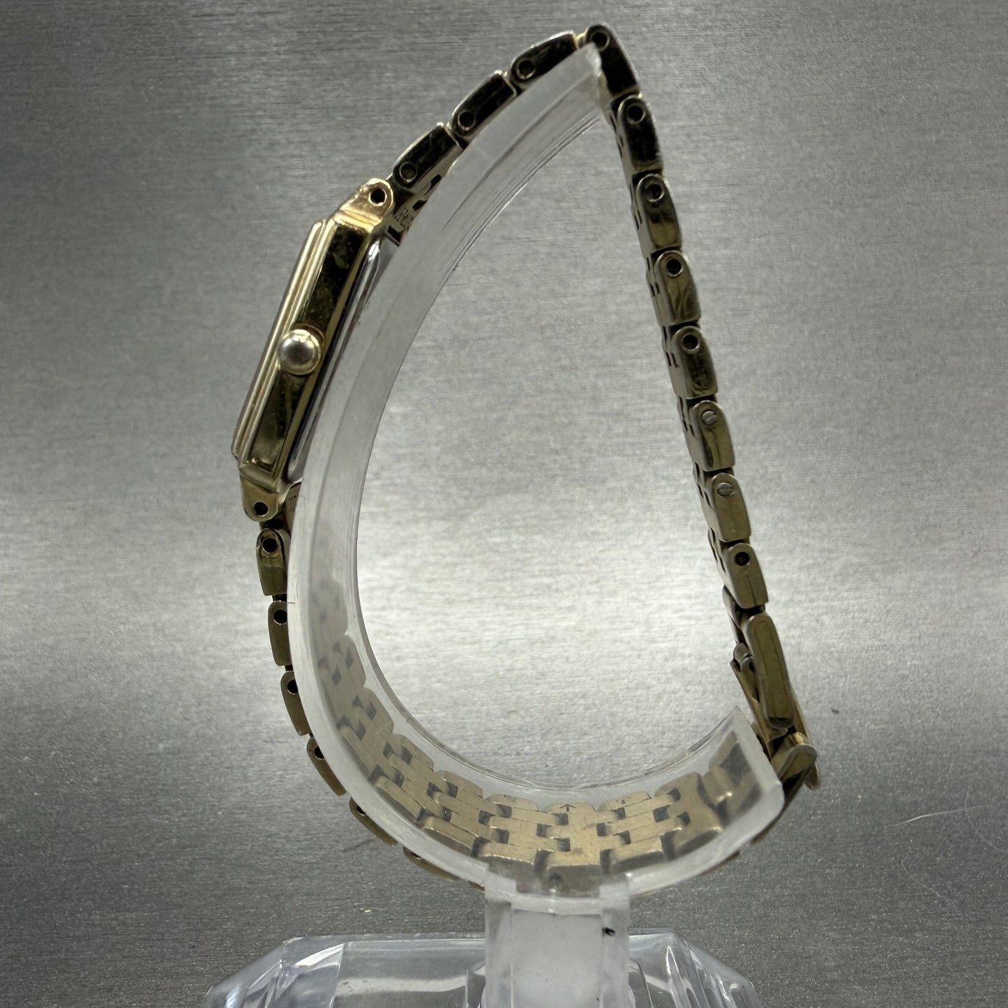 Seiko Tank Watch Women 16mm Champagne Dial Gold Tone Rectangle 1N010FH0 New Bat6