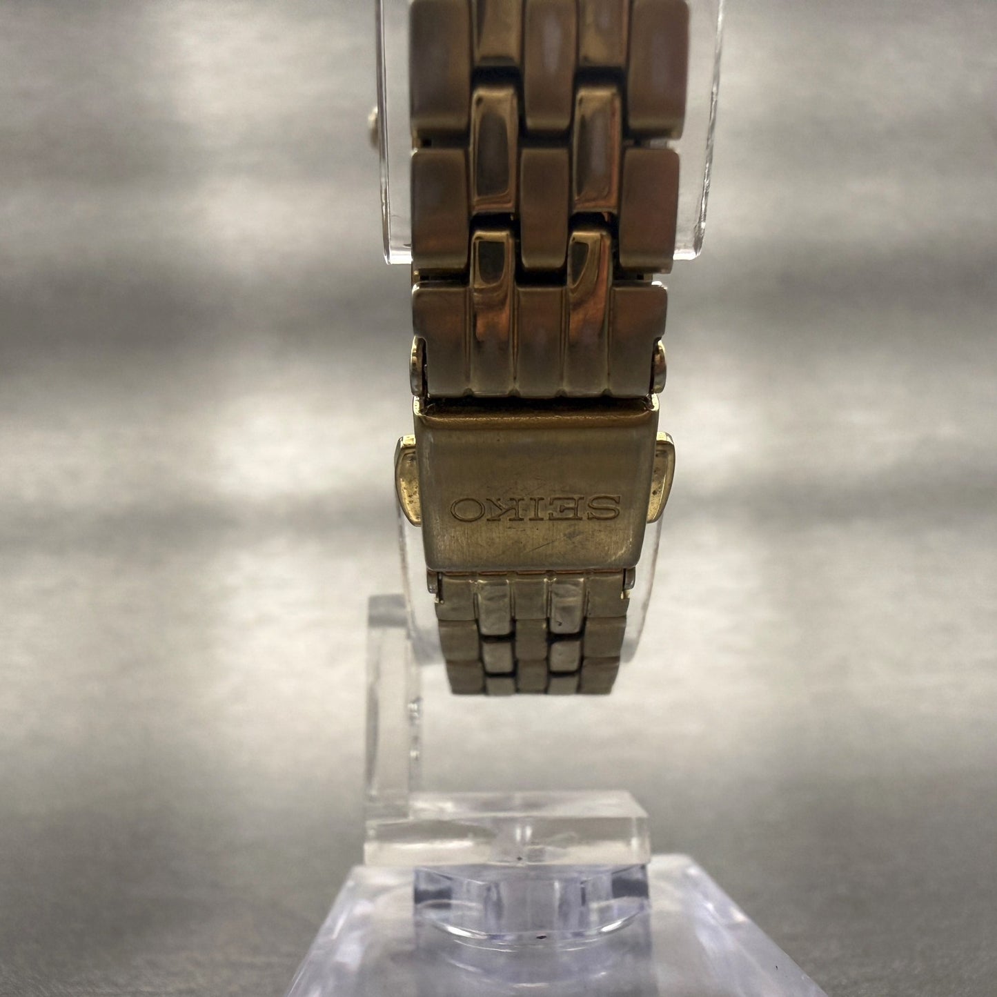 Seiko Watch Women 24mm White Dial Gold Tone Daydate Round 7N83-0011 New Battery9
