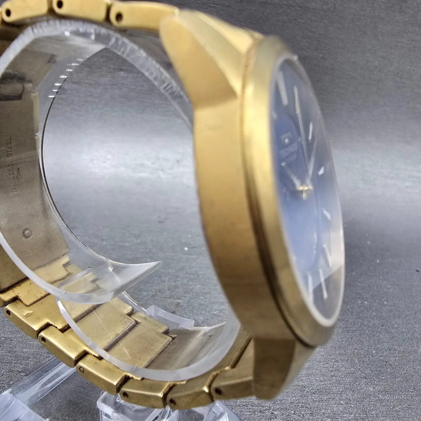 Technos Solar Watch Men 38mm Blue Dial Gold Tone Titanium Round T9A94 Runs4