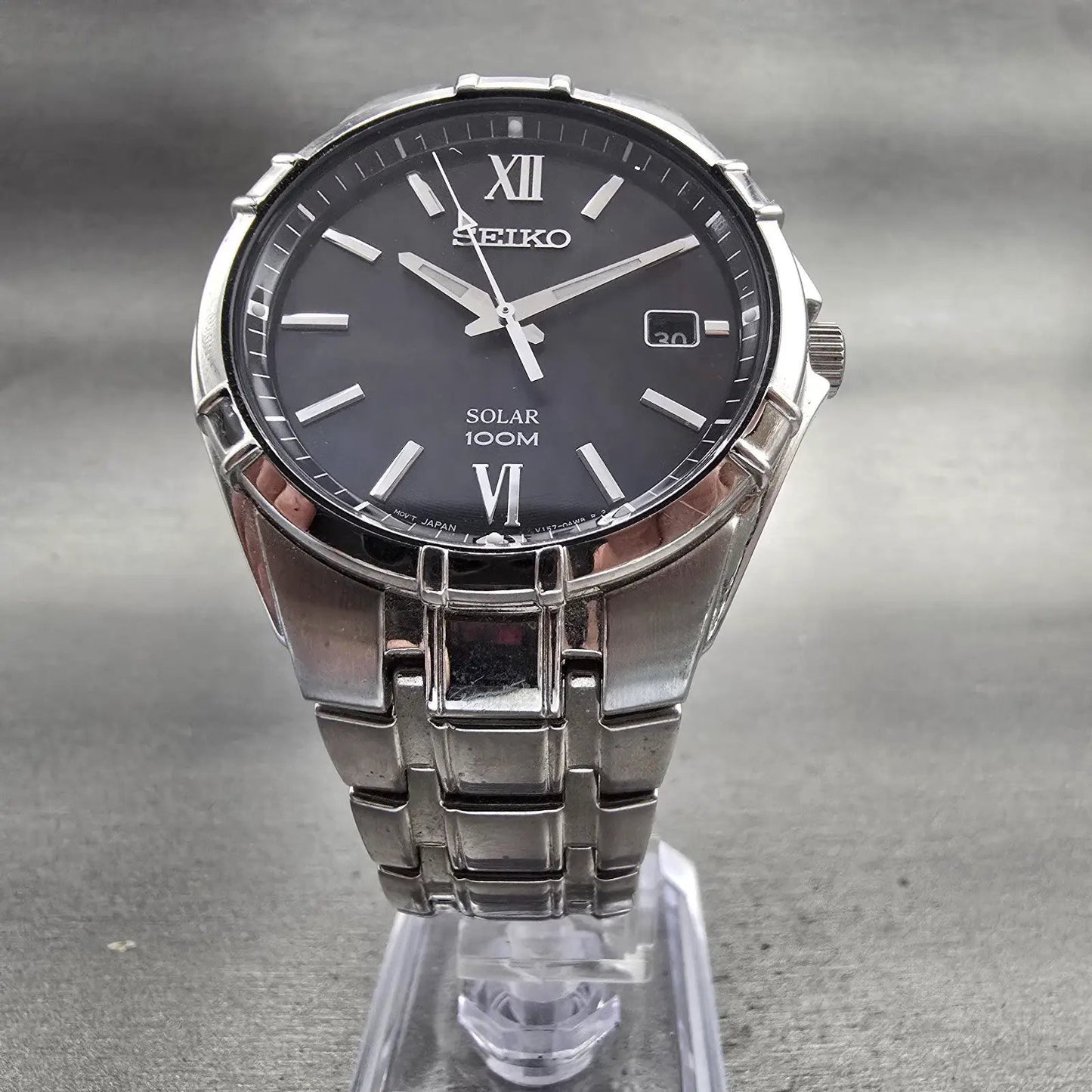 Seiko Solar Watch Men 38mm Black Dial Silver Tone Date Round V157-0AM0 Works5
