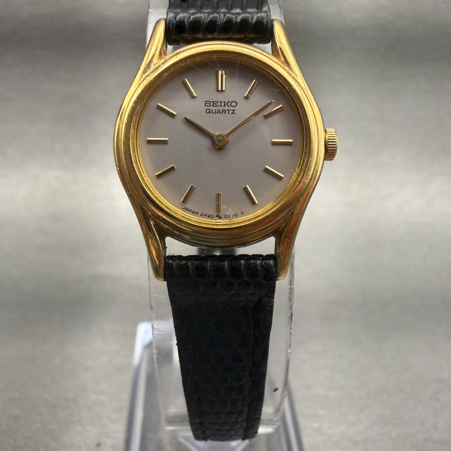 Seiko Watch Women 19mm Silver Dial Gold Tone Round 2P20-0080 New Battery5