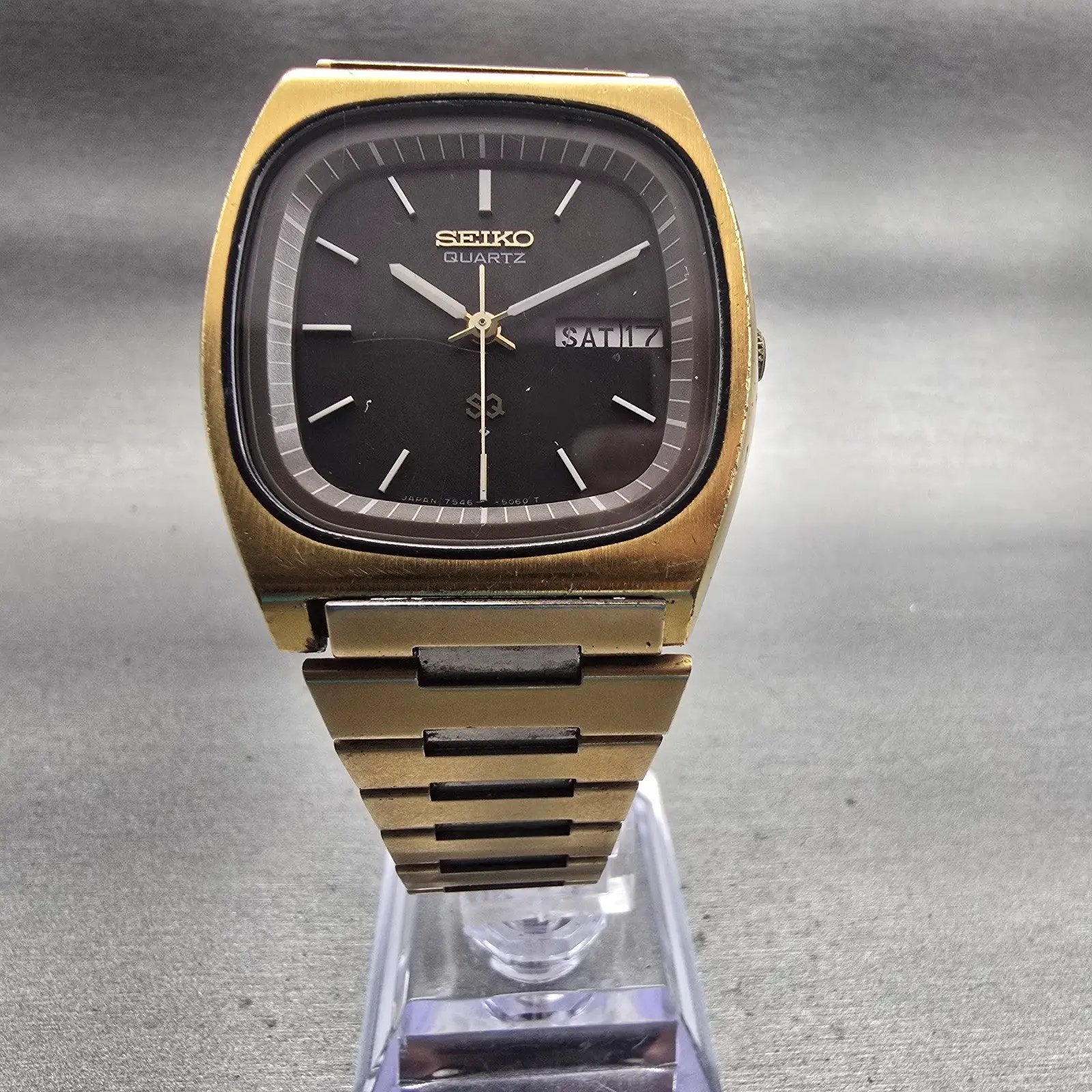 Seiko SQ Watch Men 36mm Brown Dial Gold Tone Daydate Rectangle 7546-5069 New Bat5