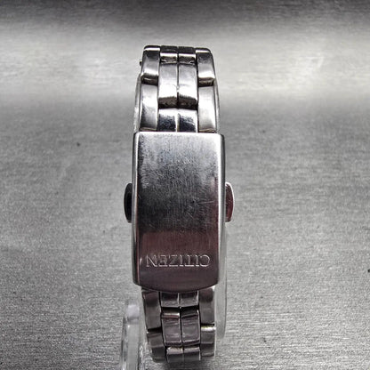 Citizen Watch Women 25mm Silver Dial Silver Tone Daydate 1002-S047439 New Batt P7