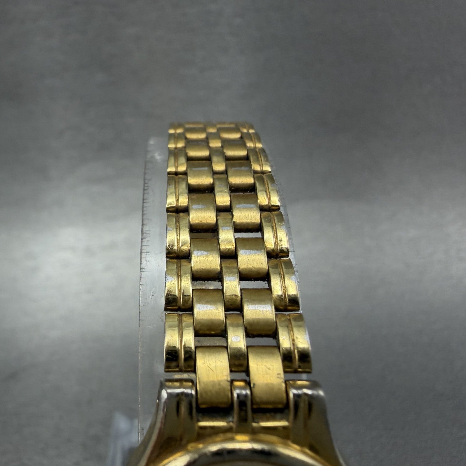 Citizen CQ Watch Women 21mm Champagne Dial Gold Tone Round 5930S29762 New Batt4