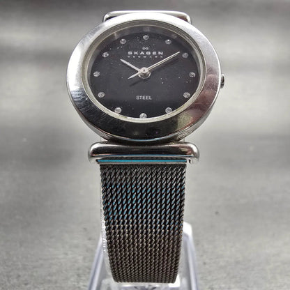 Skagen Denmark Steel Watch Women 25mm Black Dial Silver Tone 107SSSBD New Batt5