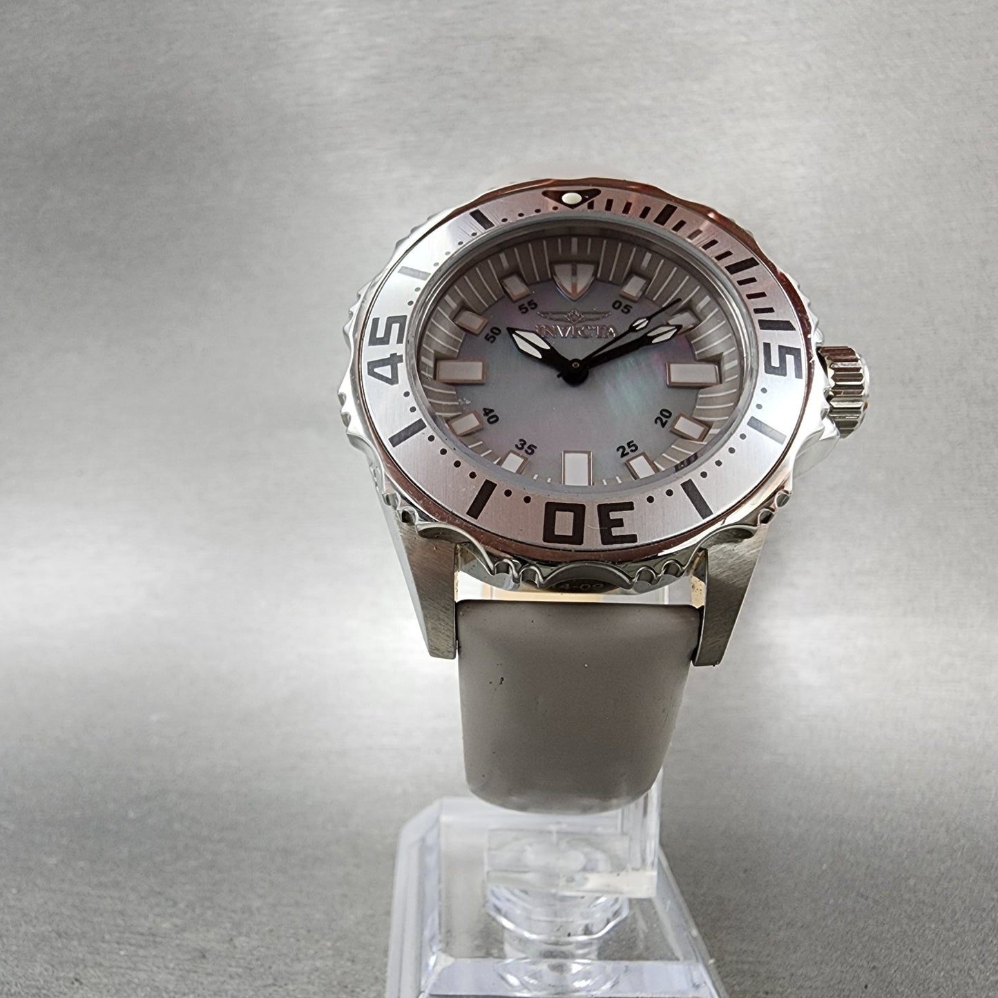 Invicta Pro Diver Watch Women 37mm MOP Dial Steel Round 18494 New Battery5