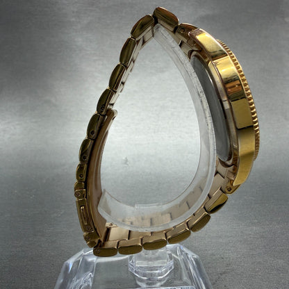Bulova Watch Women 38mm White Dial Gold Tone Daydate Round 98N100 New Battery8