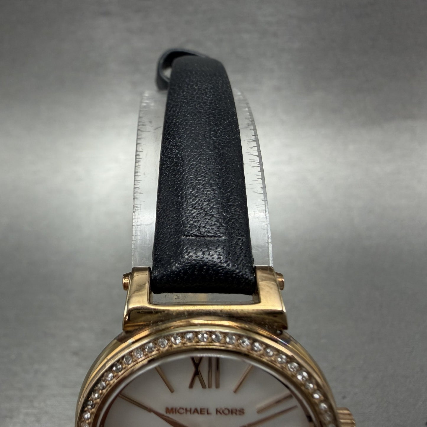 Michael Kors Sofie Watch Women 26mm MOP Dial Rose Gold Tone Round New Battery4