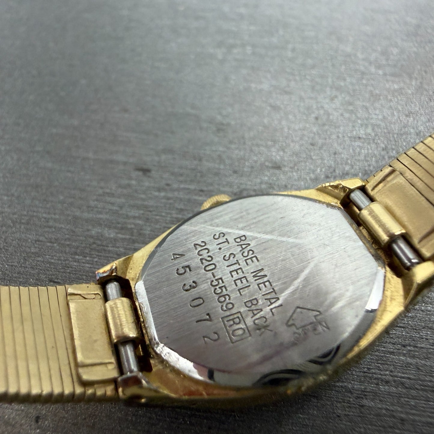 Seiko Watch Women 16mm Champagne Dial Gold Tone Rectangle 2c20-5569 New Battery39