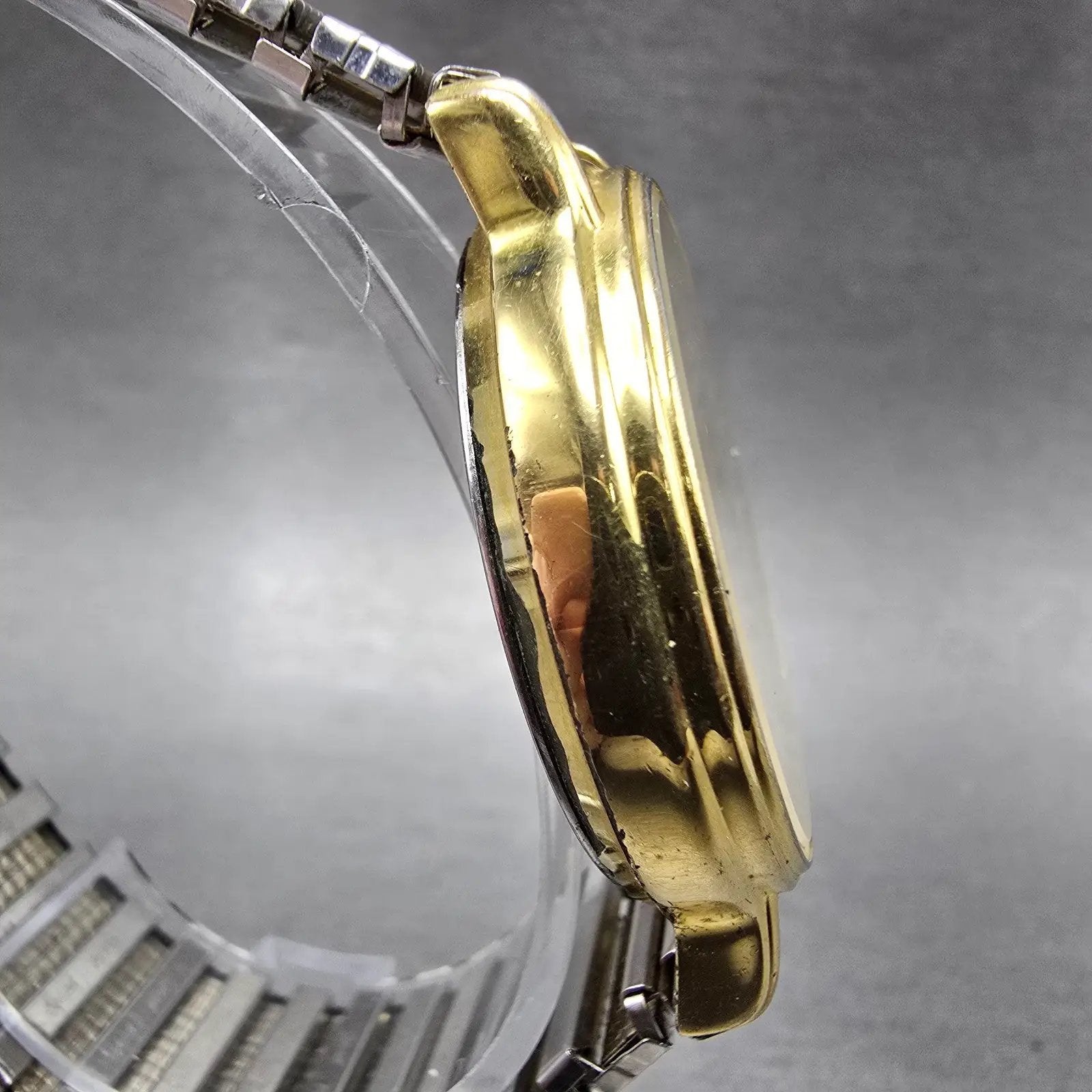 Timex Sun&Moon Watch Men 37mm White Dial Gold Tone Daydate Round New Battery VTG3