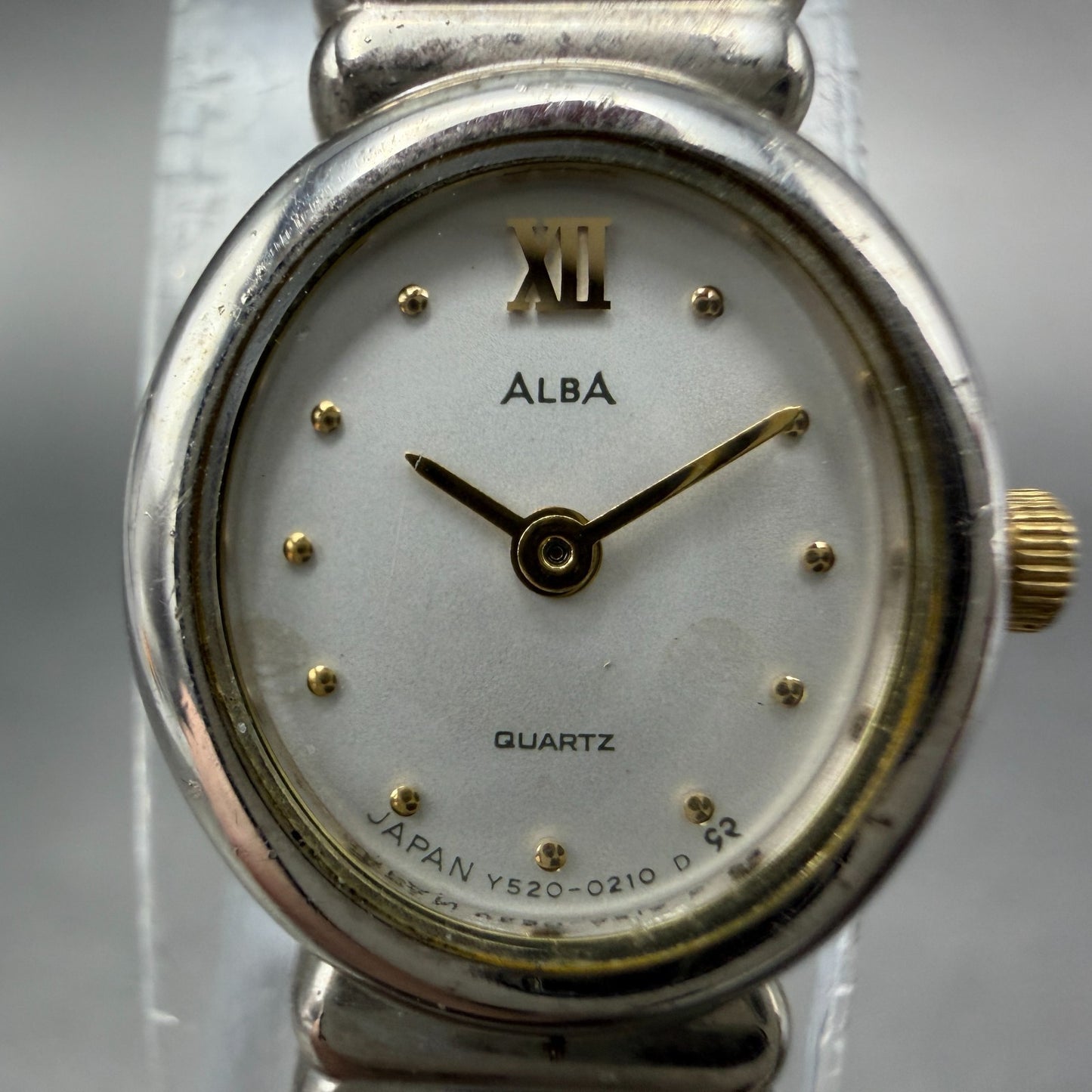 Seiko Alba Watch Women 15mm Silver Dial Two Tone Oval Y520-5070 New Battery1