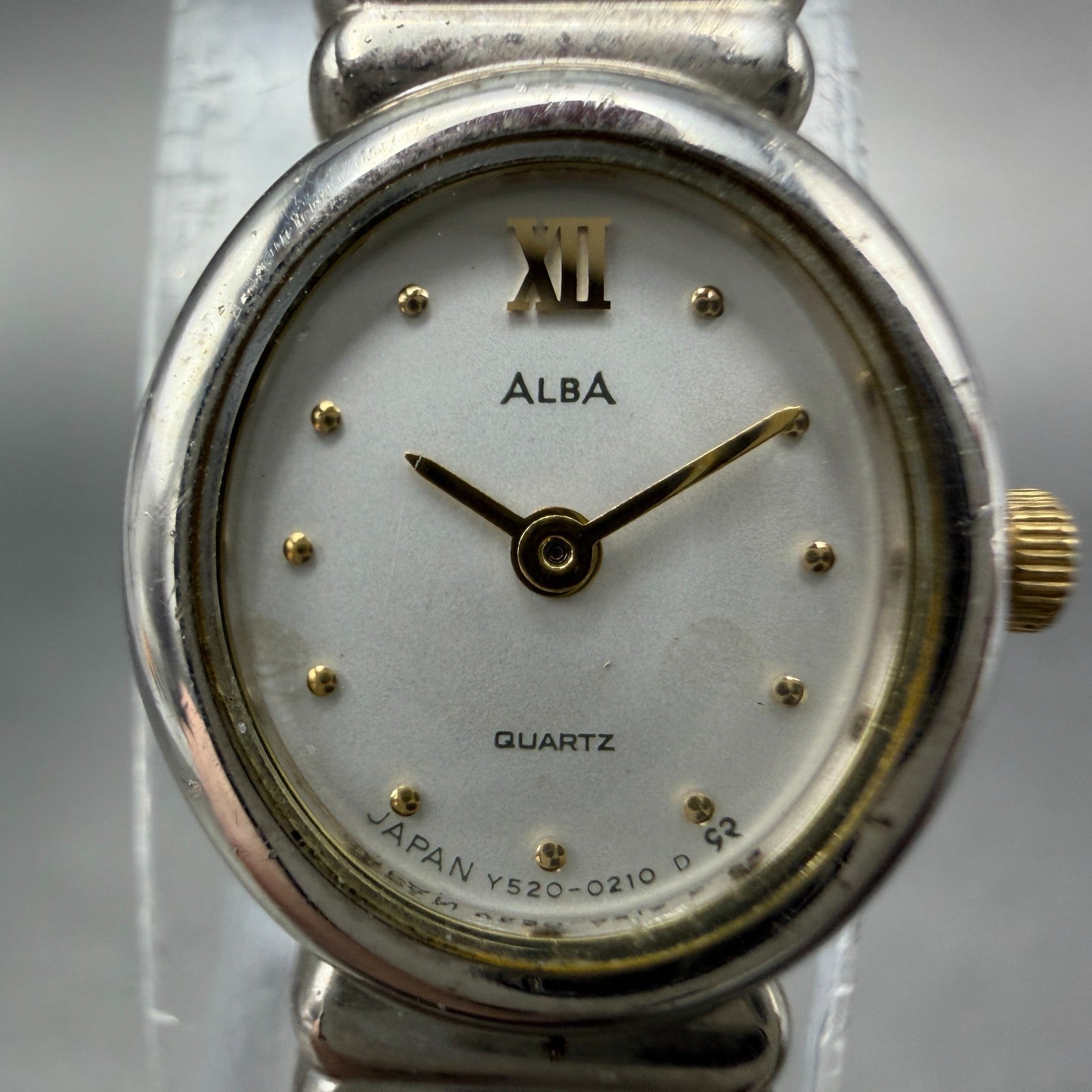 Seiko Alba Watch Women 15mm Silver Dial Two Tone Oval Y520-5070 New Battery1