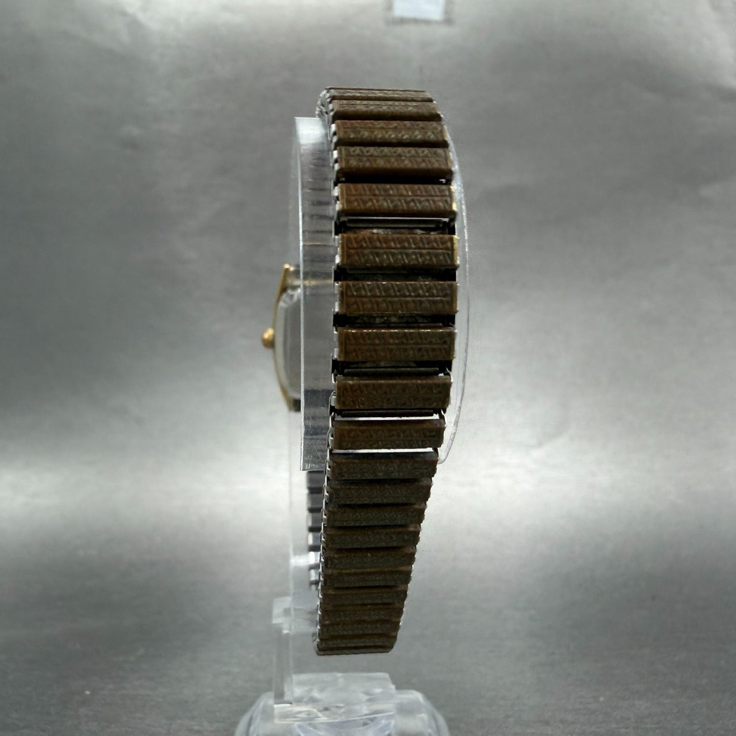 Seiko Tank Watch Men 20mm Champagne Dial Gold Tone Rectangle 2621-5220 New Batt27