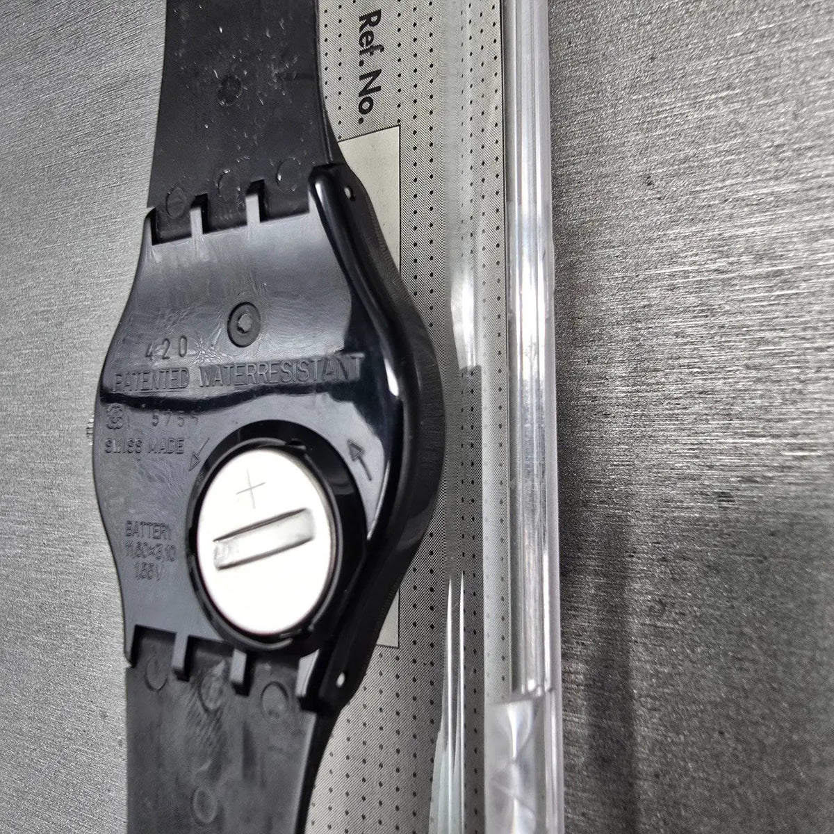 Swatch Gessetto Watch Men 34mm Black Dial Black Case GB155 New Battery NOS11