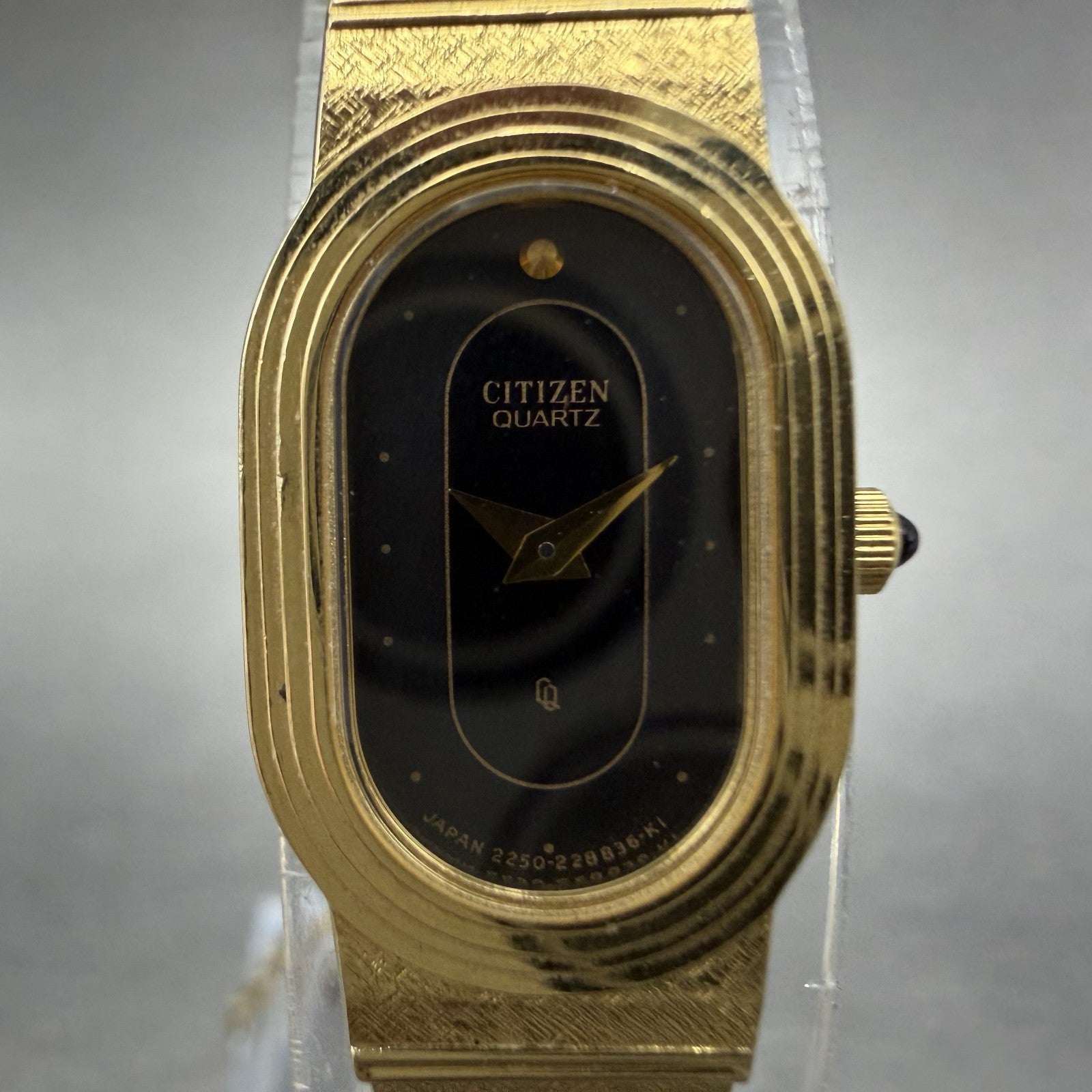 Citizen CQ Watch Women 14mm Black Dial Gold Tone Oval 2250-224884 New Battery1