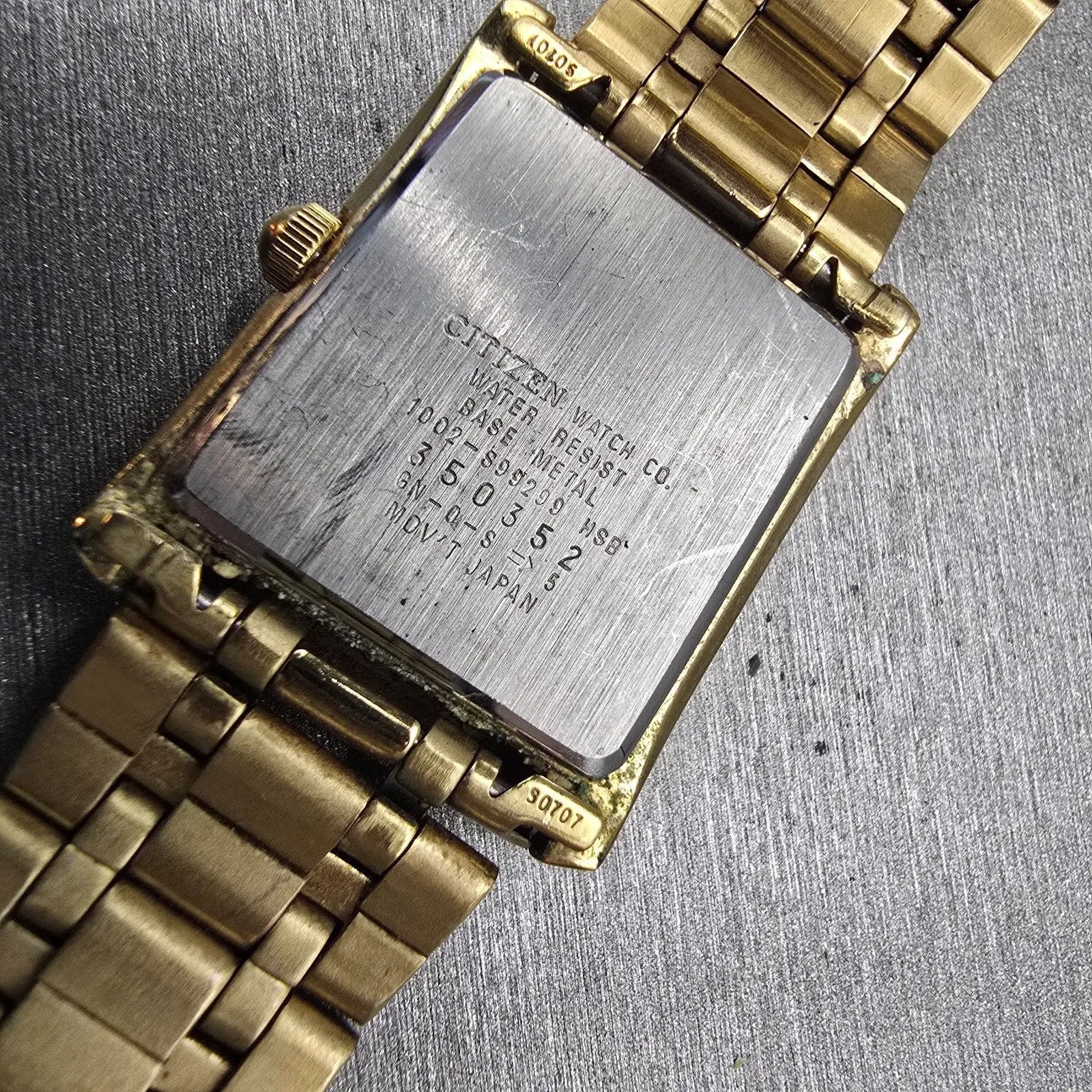 Citizen Watch Men 25mm Gold Dial Gold Tone Daydate Rectangle 1002-S99299 New Bat10