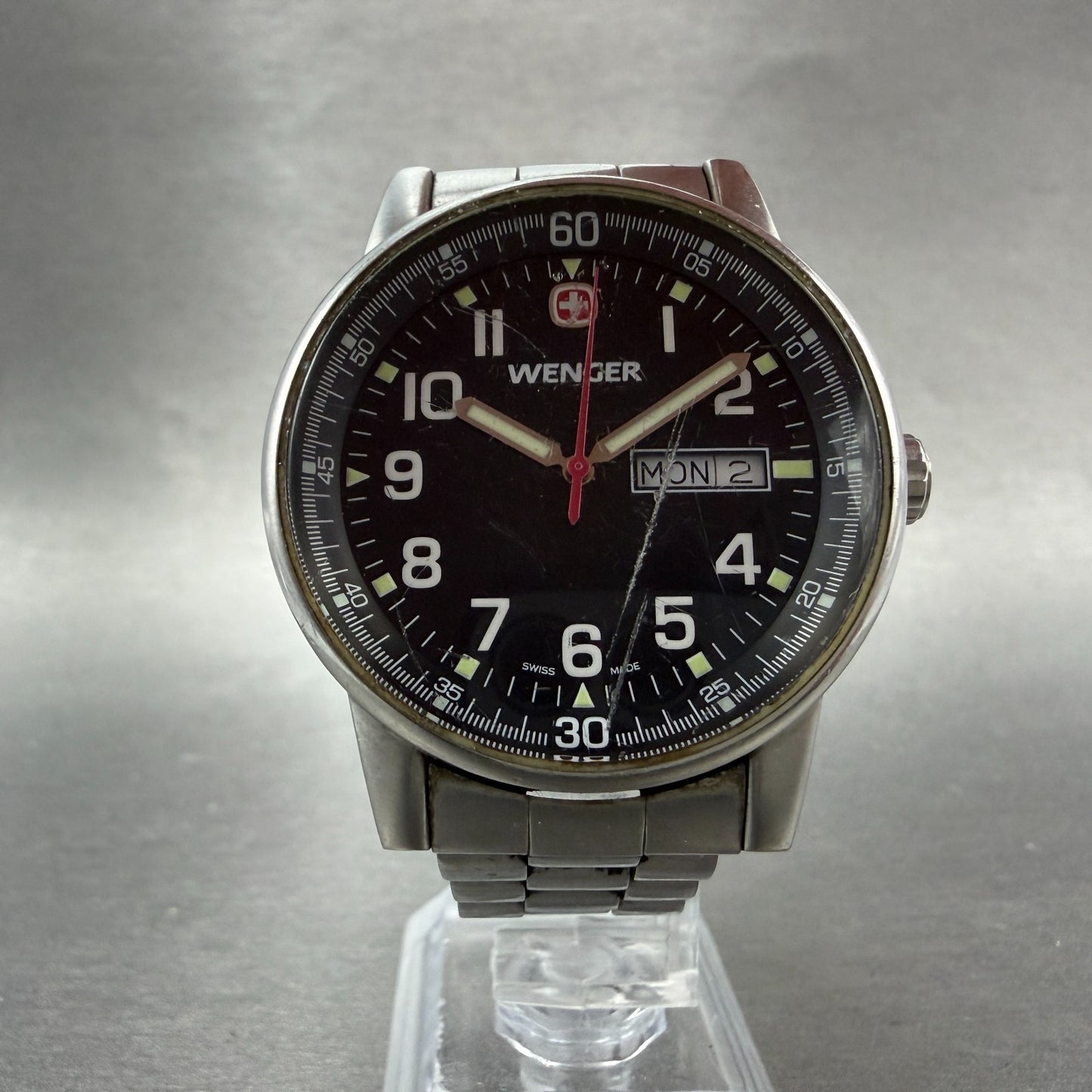 Wenger Watch Men 40mm Black Dial Steel Daydate Round 7016X New Battery Vintage5