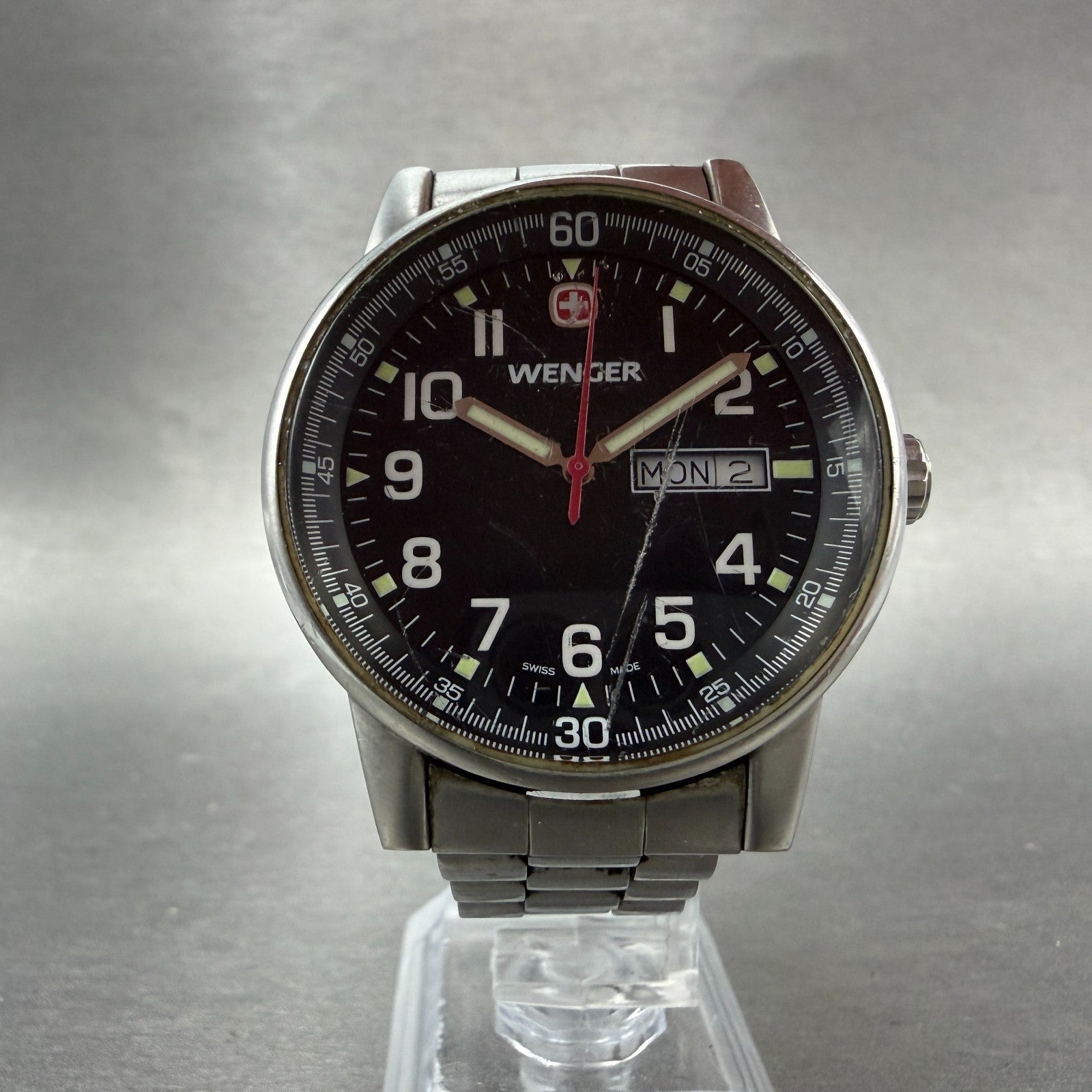 Wenger Watch Men 40mm Black Dial Steel Daydate Round 7016X New Battery Vintage5