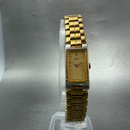 Seiko Tank Watch Women 13mm Champagne Dial Gold Tone 2E20-6590 New Battery VTG5