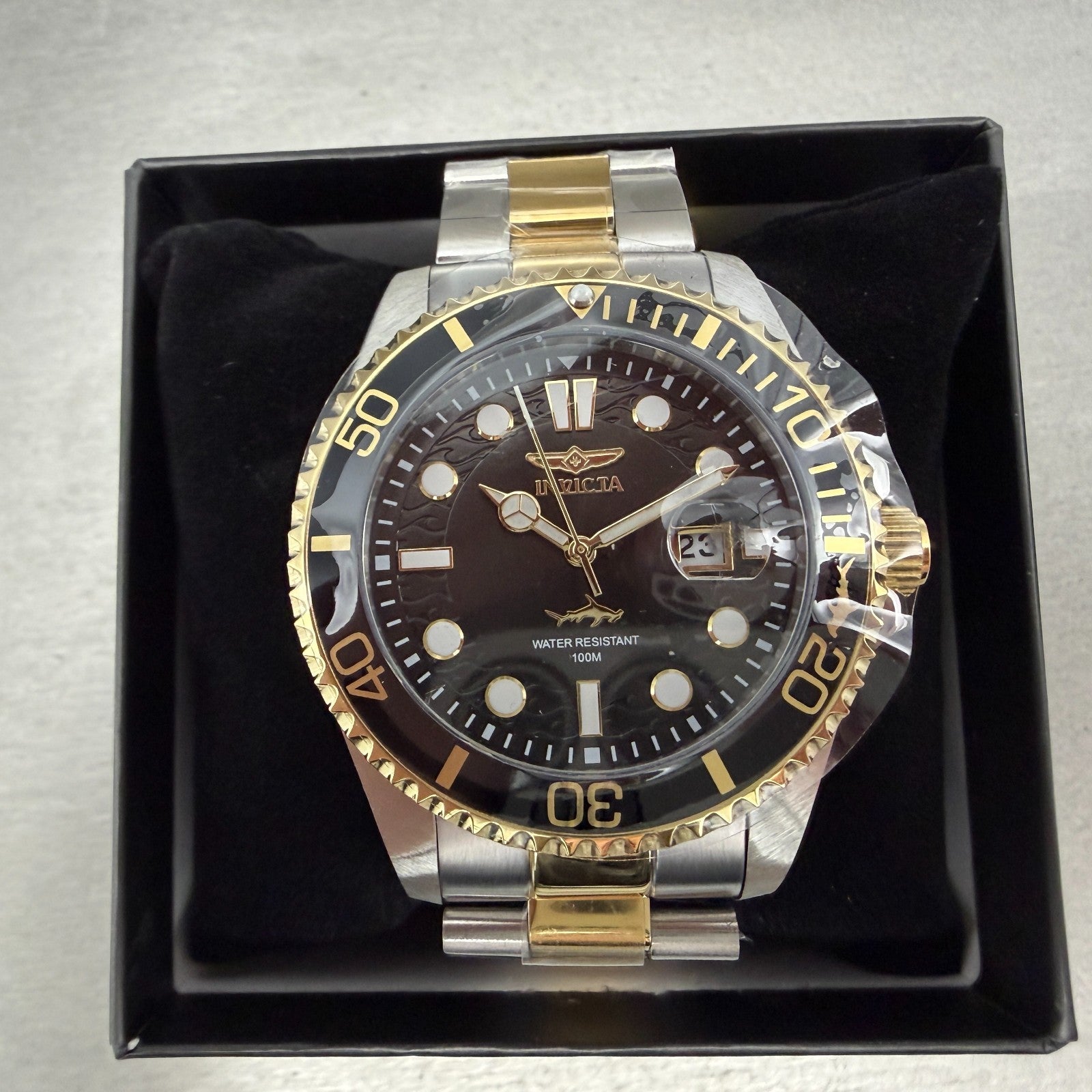 Invicta Pro Diver Watch Men 43mm Black Dial Two Tone Date Bracelet Round 300230