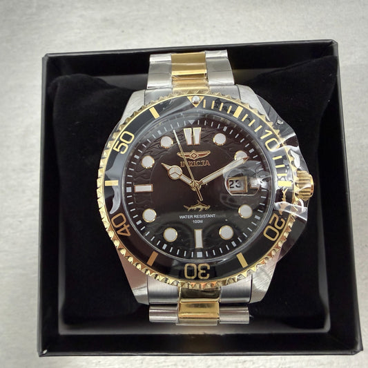 Invicta Pro Diver Watch Men 43mm Black Dial Two Tone Date Bracelet Round 300230