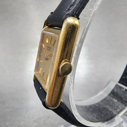 Seiko Tank Watch Women 17mm Champagne Dial Gold Tone 14005039 New Battery2