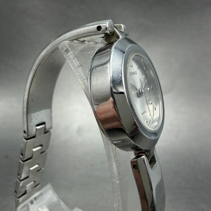 Casio Watch Women 24mm Silver Dial Silver Tone Round LTP-2025 New Battery3