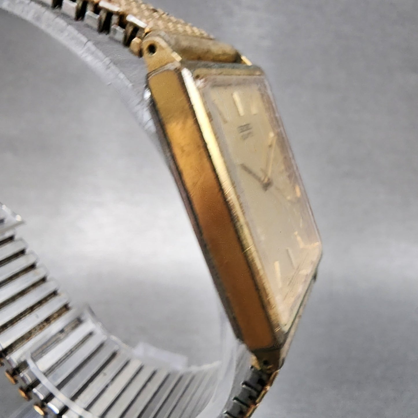 Seiko Tank Watch Men 25mm Champagne Dial Gold Tone 2c215130 New Battery3