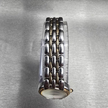 Seiko Watch Women 21mm MOP Dial Two Tone Round 1N00-0JK0 New Battery Vintage4