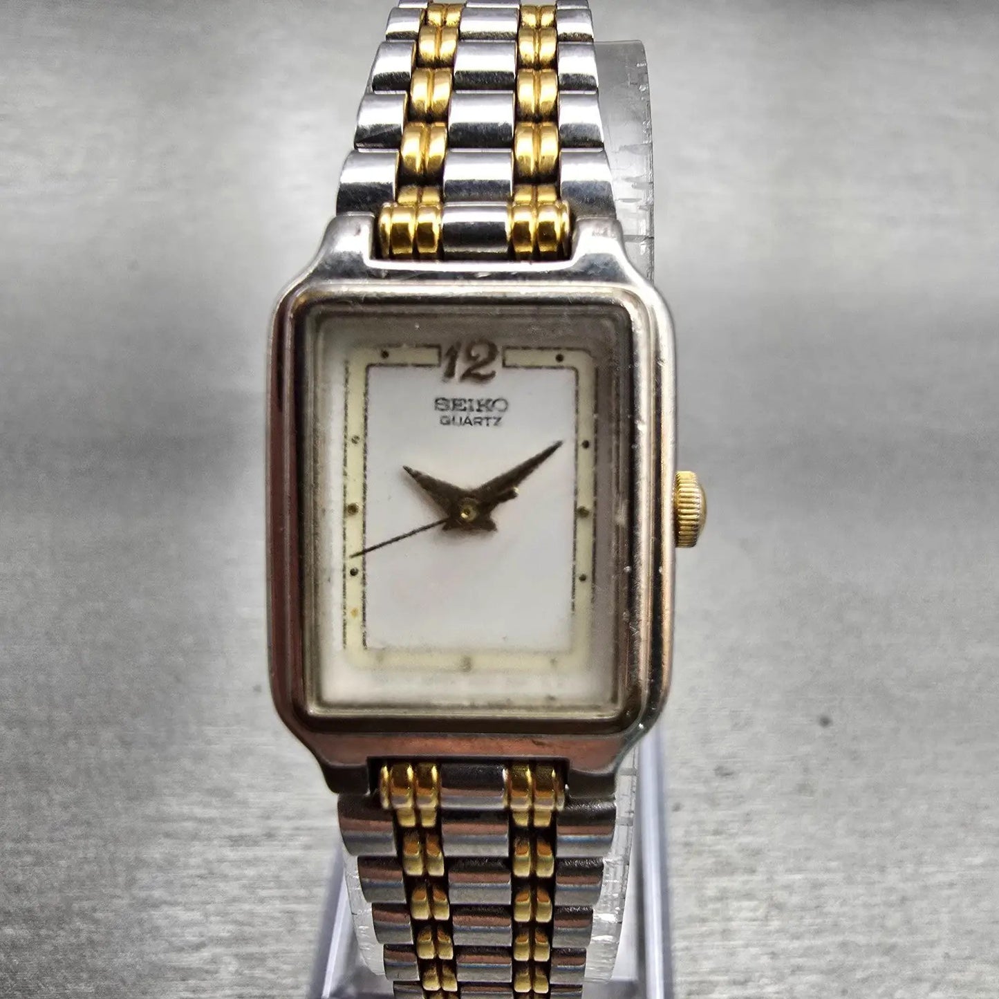 Seiko Watch Women 17mm White Dial Two Tone Rectangle V401-5129 New Battery VTG0
