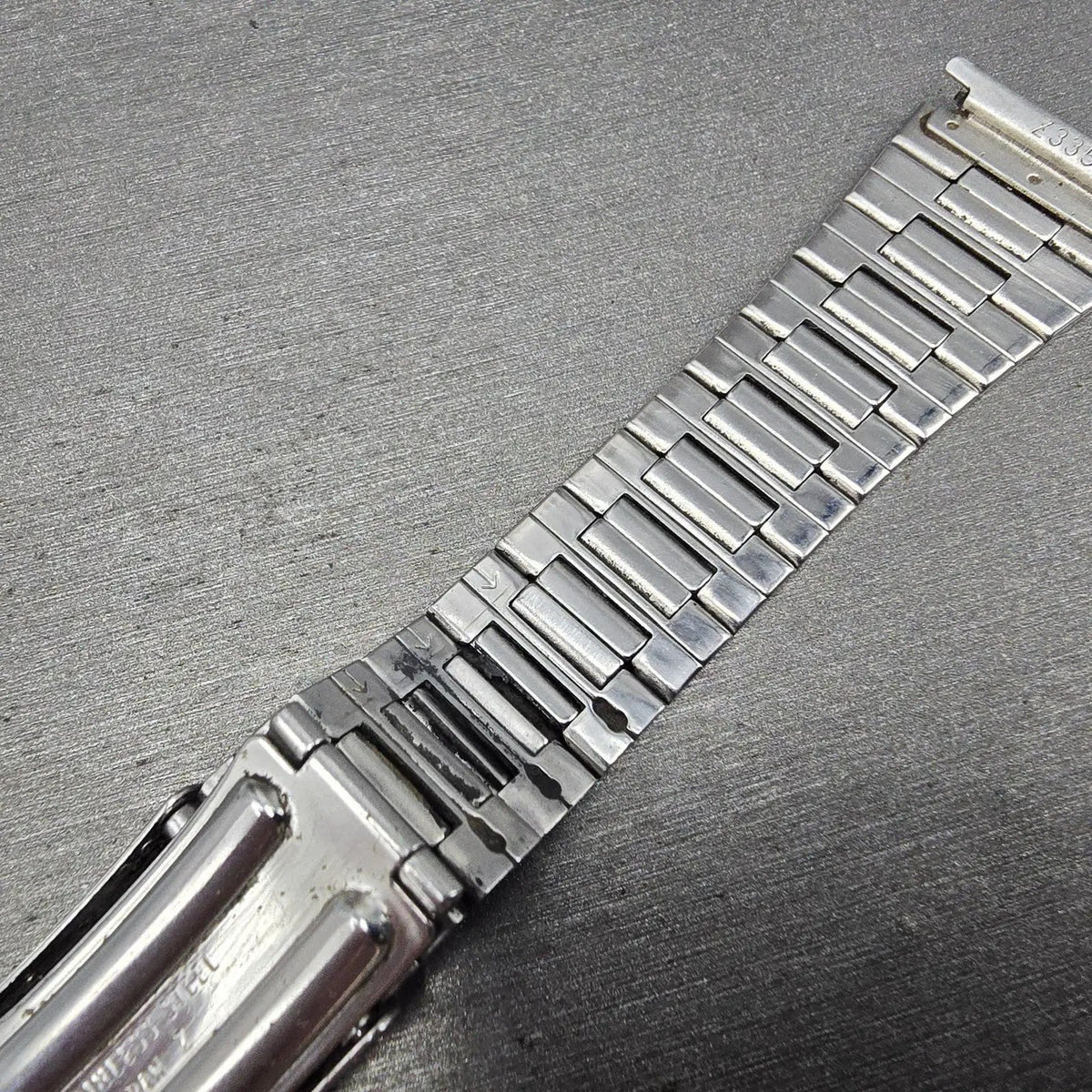 Seiko SQ Bracelet 19mm Stainless Steel Silver Tone Tri Folding Clasp READ!! Z3359