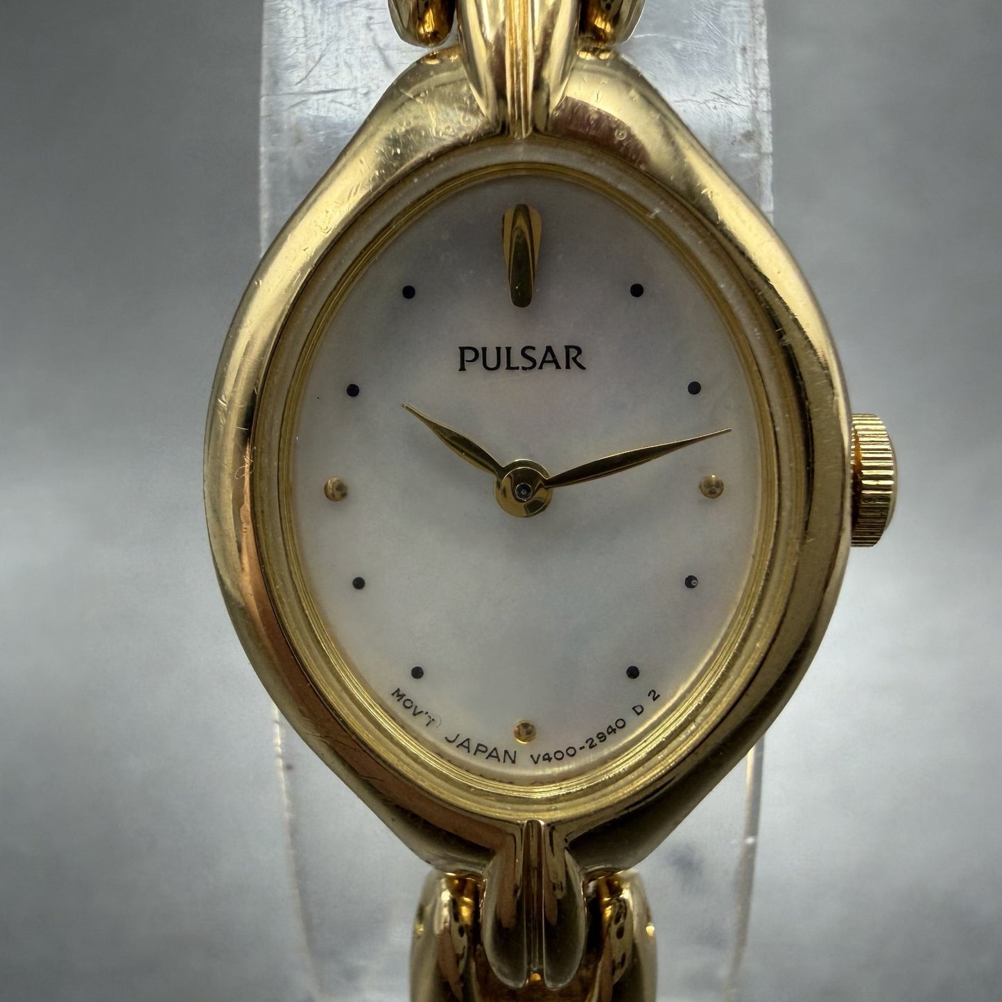 Seiko Pulsar Watch Women 16mm MOP Dial Gold Tone Oval V4005850 New Battery1
