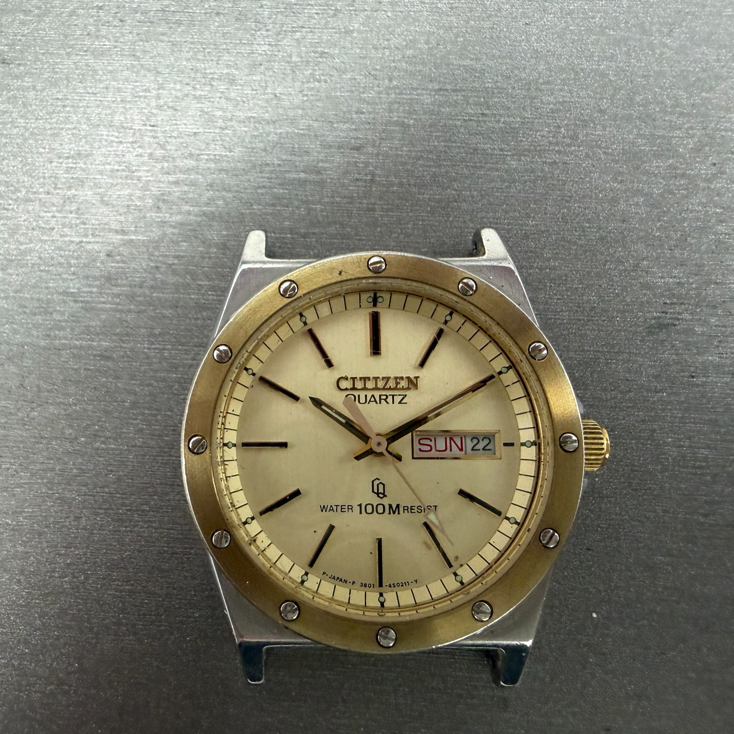 Citizen CQ Watch Men 36mm Champagne Dial Two Tone Daydate 3801-450337 PARTS0