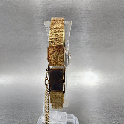 Seiko Watch Women 20mm Champagne Dial Gold Tone Oval 1421-5710 New Battery