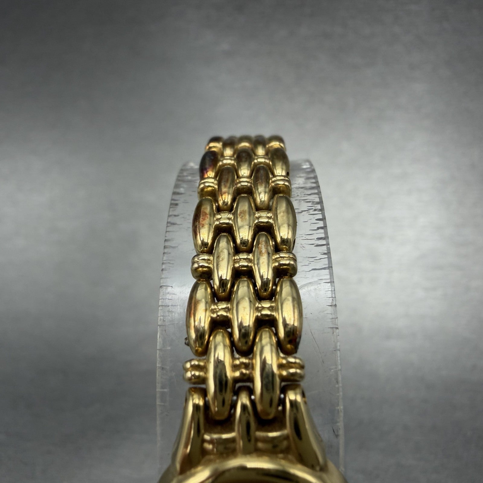 Seiko Watch Women 17mm Champagne Dial Gold Tone Oval 2P20-5B09 New Battery4
