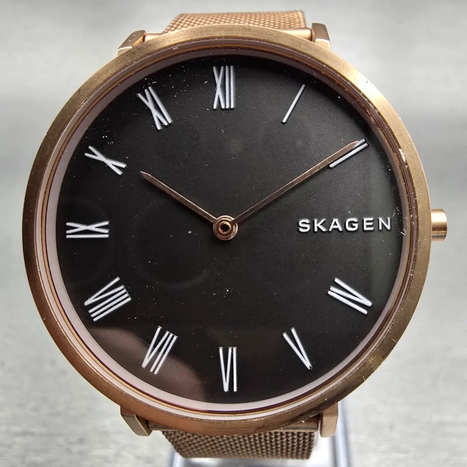 Skagen Hald Watch Women 34mm Gray Dial Gold Tone Round SKW2675 New Battery1