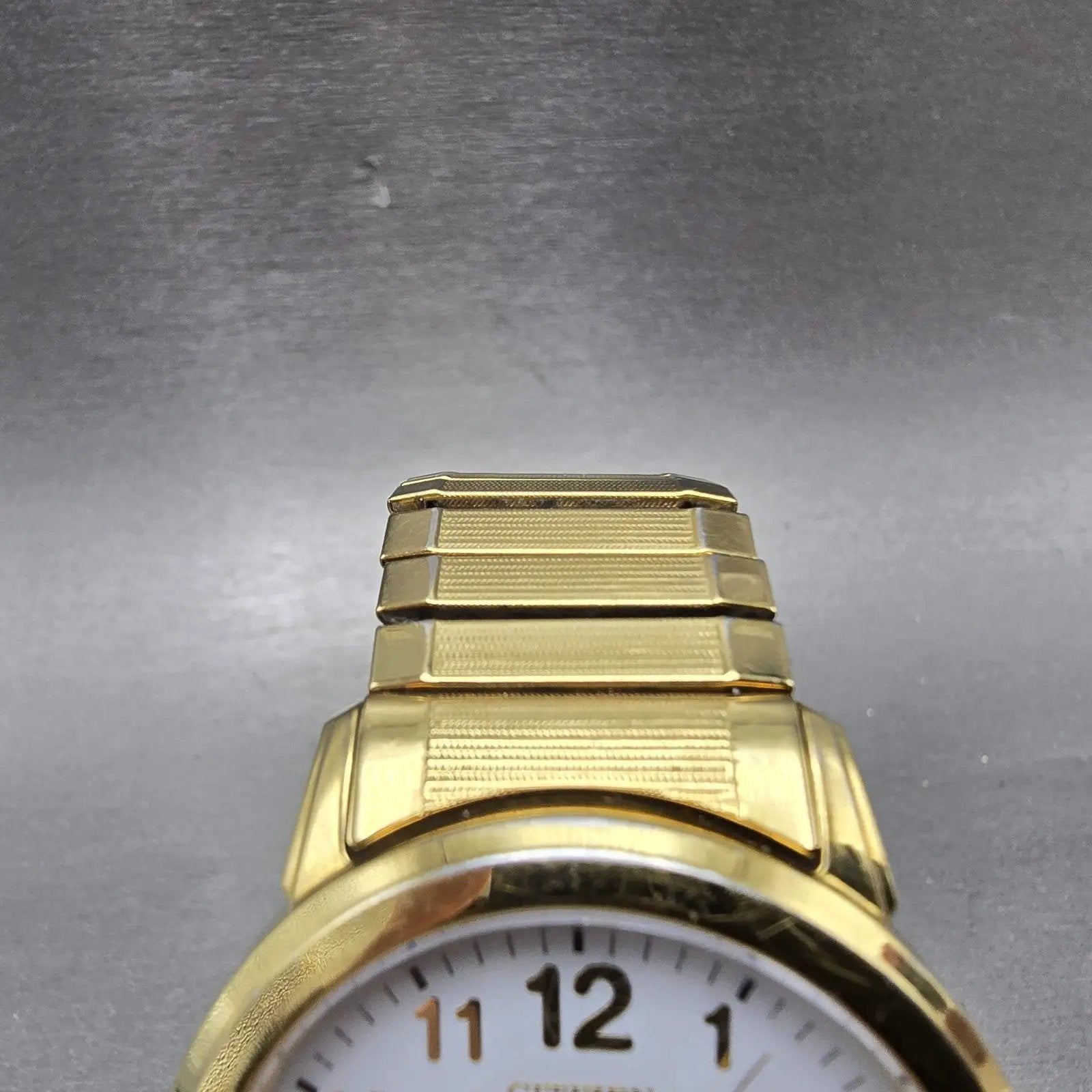 Citizen Eco-Drive Watch Men 38mm White Dial Gold Tone Date E111-S022894 Runs4