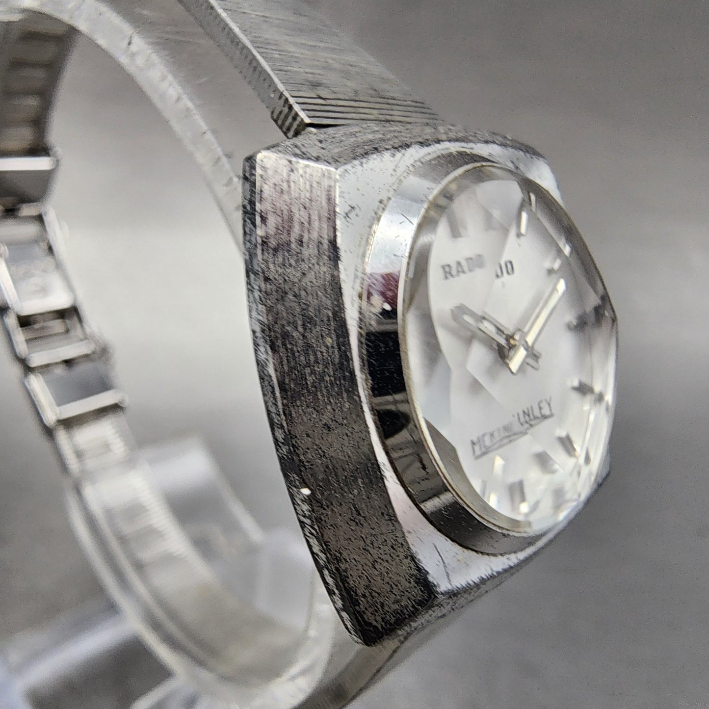 Rado Mckinley Watch Women 25mm White Dial Silver Tone Cushion manual Wind PARTS5