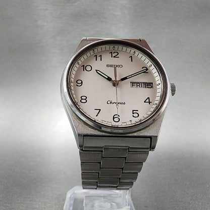 VTG Seiko Chronos Watch Men 33mm White Dial Silver Tone Daydate Round New Batt5