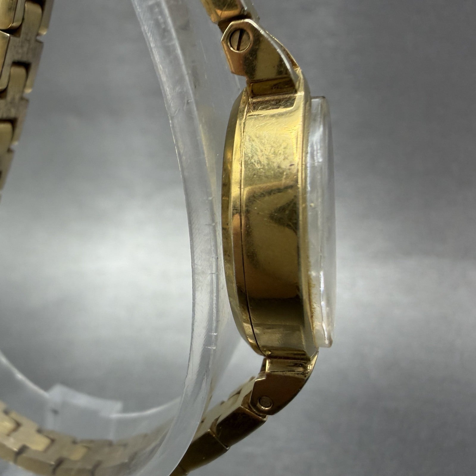 Seiko Solar Watch Women 15mm Silver Dial Gold Tone Manual Wind 107001 Runs VTG3