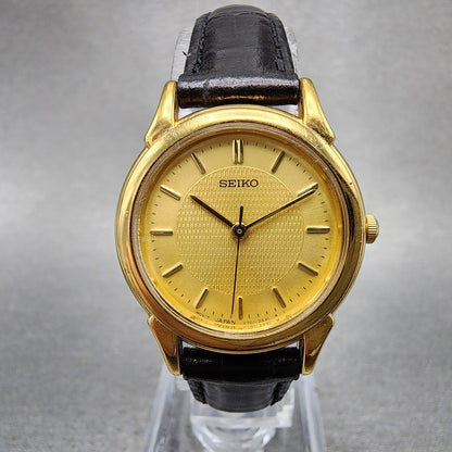 Seiko Watch Women 25mm Champagne Dial gold Tone Round V7011930 New Battery0