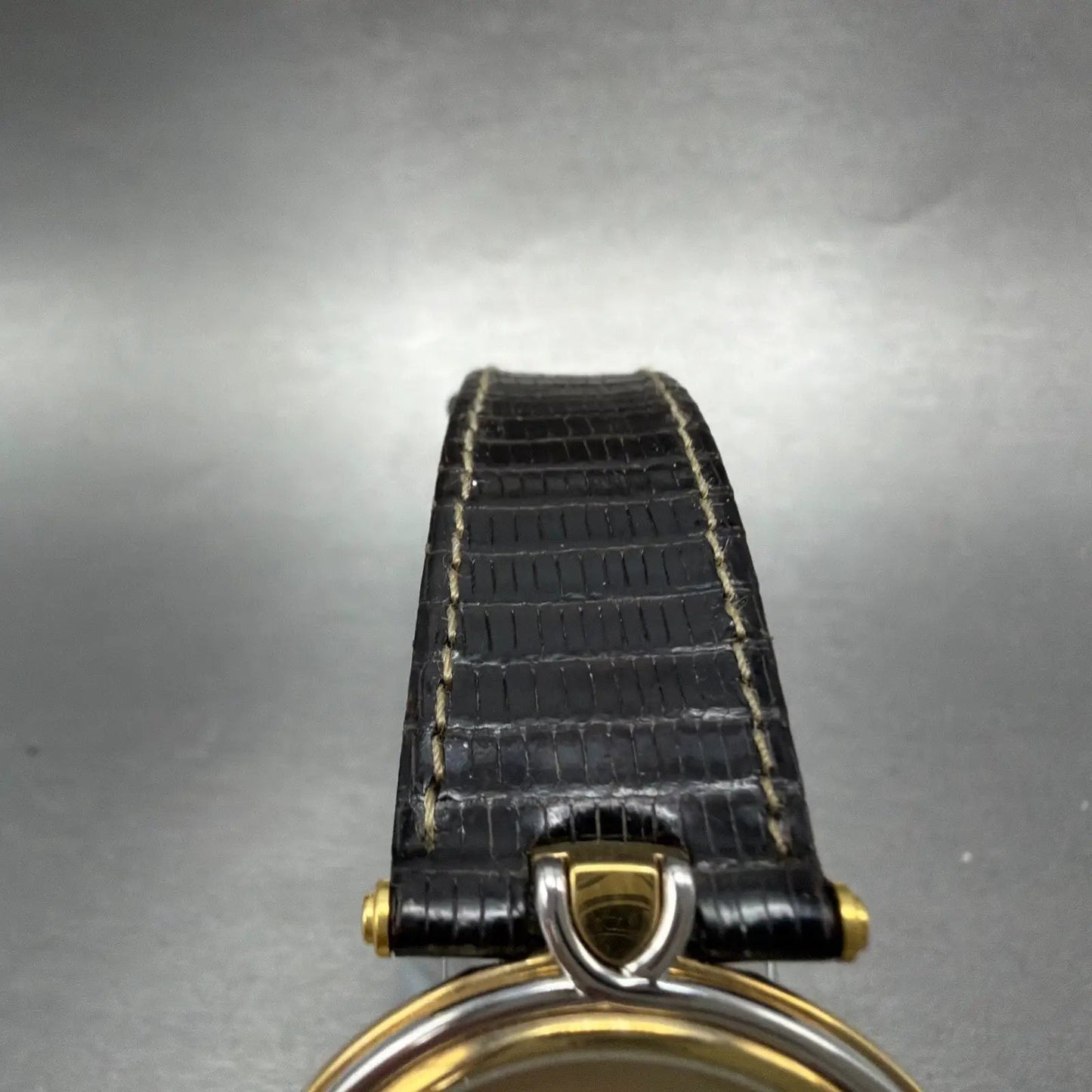 Gucci 4500m Watch Men 32mm Black Dial Gold Plated Round Leather Band New Batt AB4