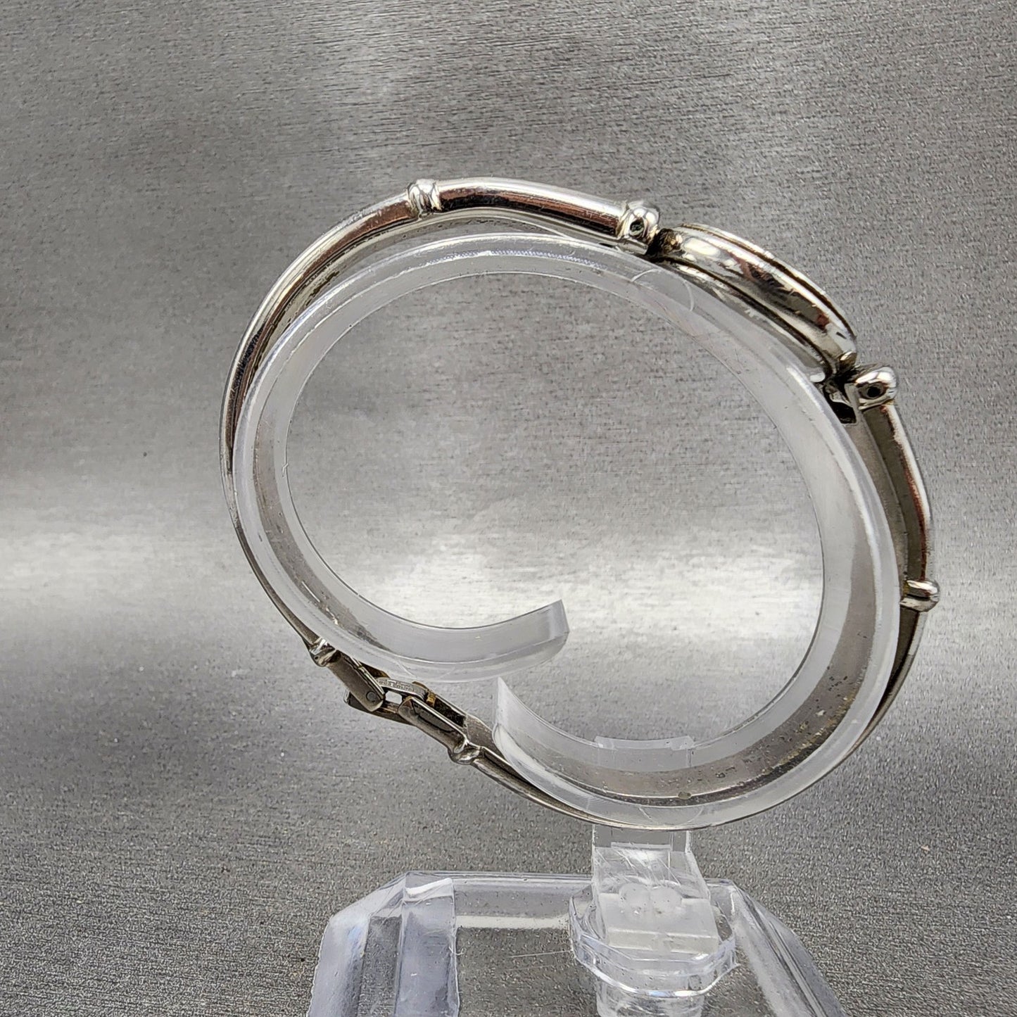 Citizen Watch Women 21mm Gray Dial Silver Tone Round Bangle 5920H14258 New batt8