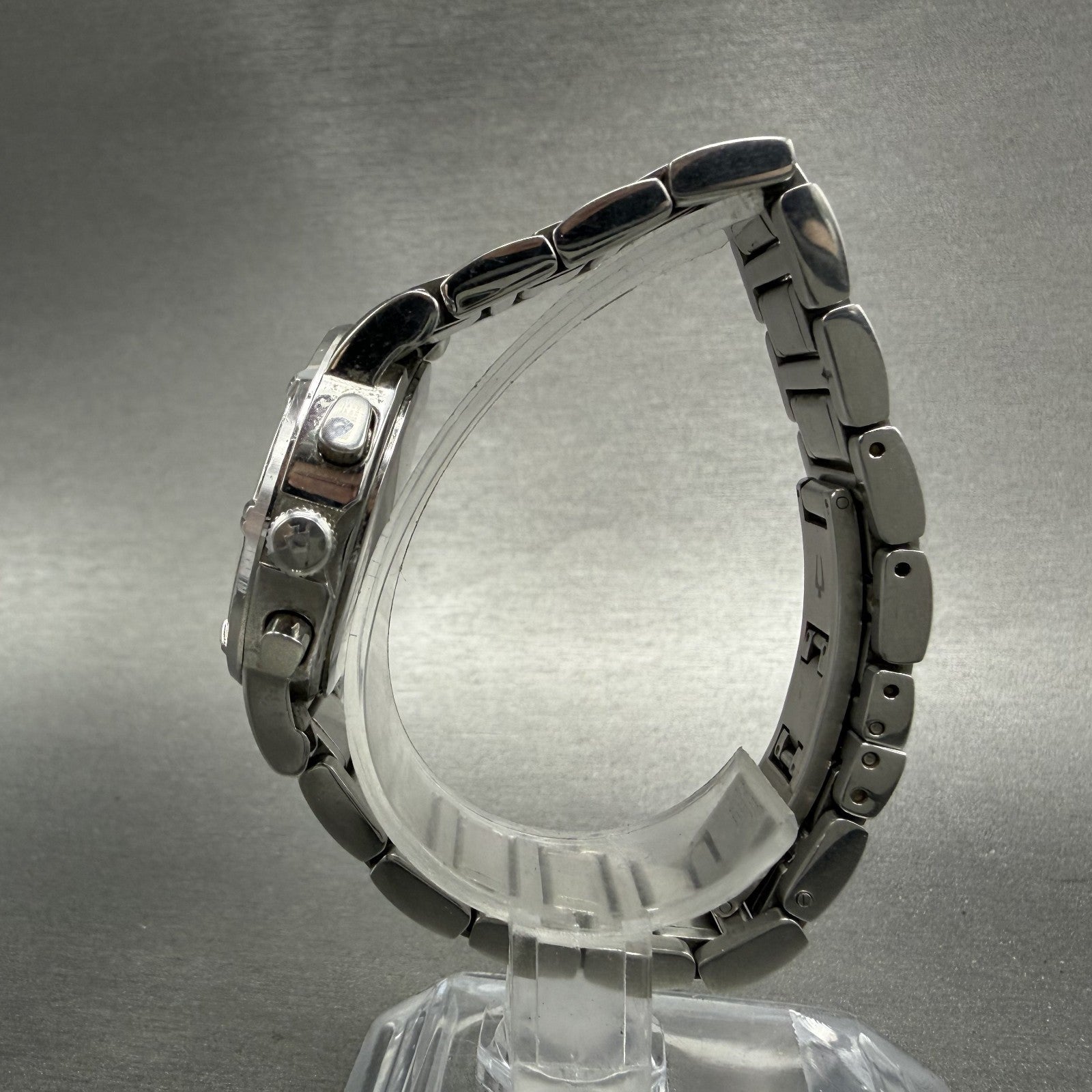 Bulova Chronograph Watch Women 30mm Black Dial Silver Tone 96R44 New Battery6